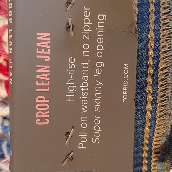 NWT TORRID CROP LEAN JEAN - Picture 6 of 9